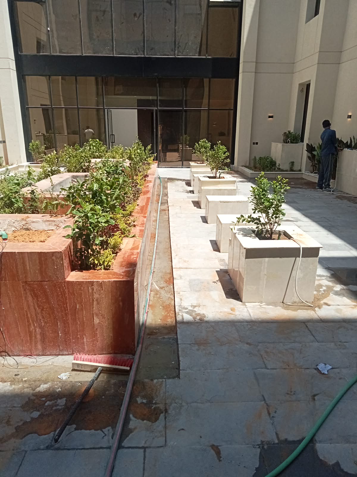 مشروع تنسيق حدائق بالرياض 12